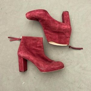 Stuart Weitzman plum suede booties size 10.5 very lightly excellent condition.